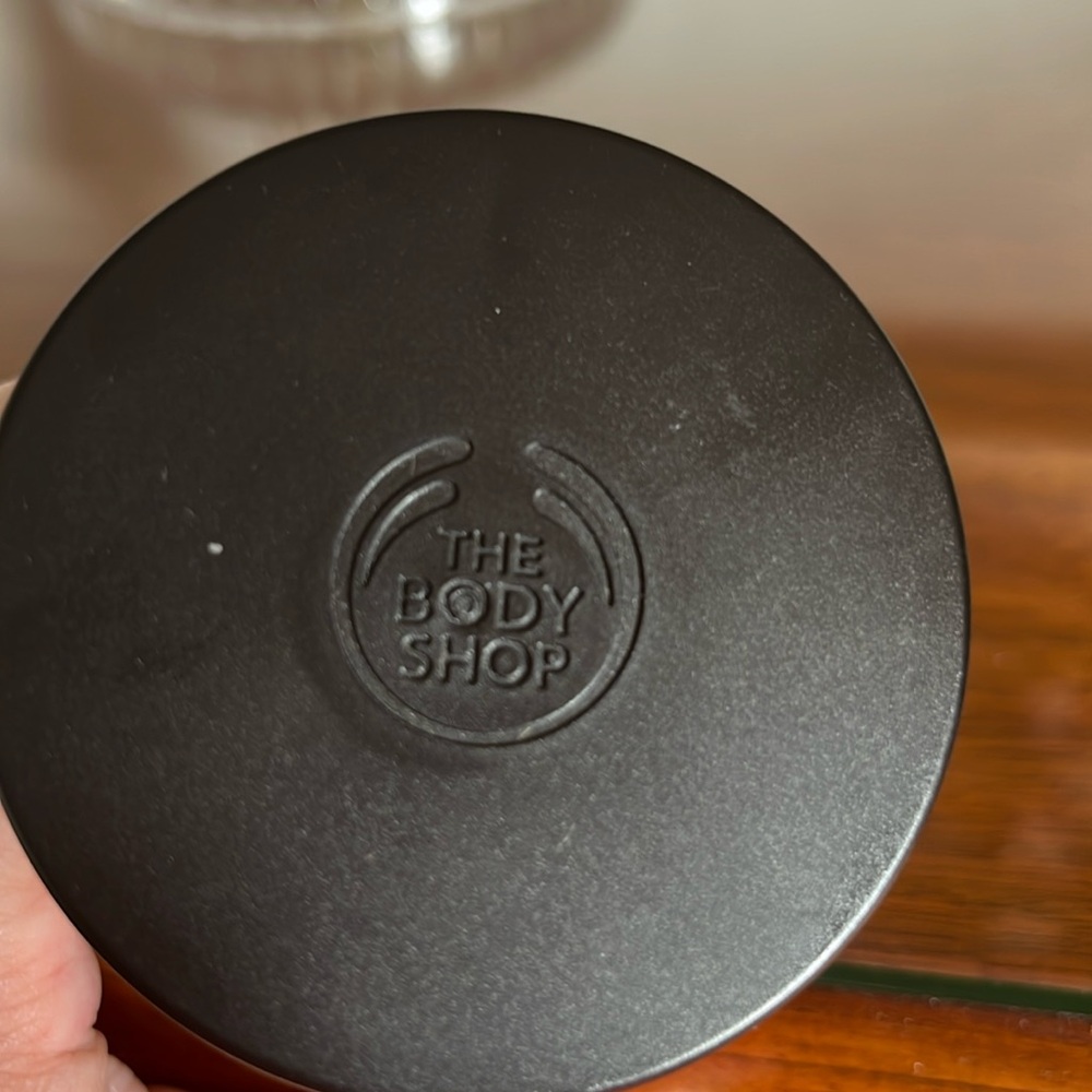 NEW The Body Shop 1- Overnight RescueMask 1- skin clarifying night peel - Picture 3 of 4